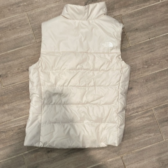 The North Face Off White Puffer Vest Sz S - Picture 10 of 10